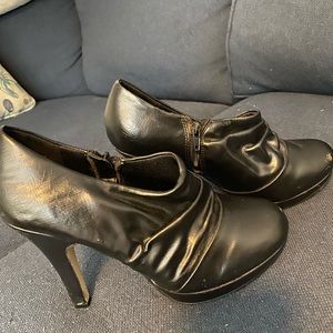 Madden Girl High Heel Booties. Size 8. Black. Have some scuff marks as shown.
